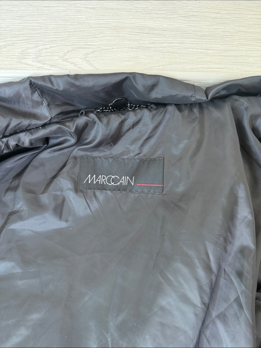 Black Hooded Quilted Coat - Picture 3 of 7